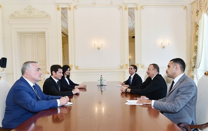 Le président Ilham Aliyev s’est entretenu avec le maire de Cannes